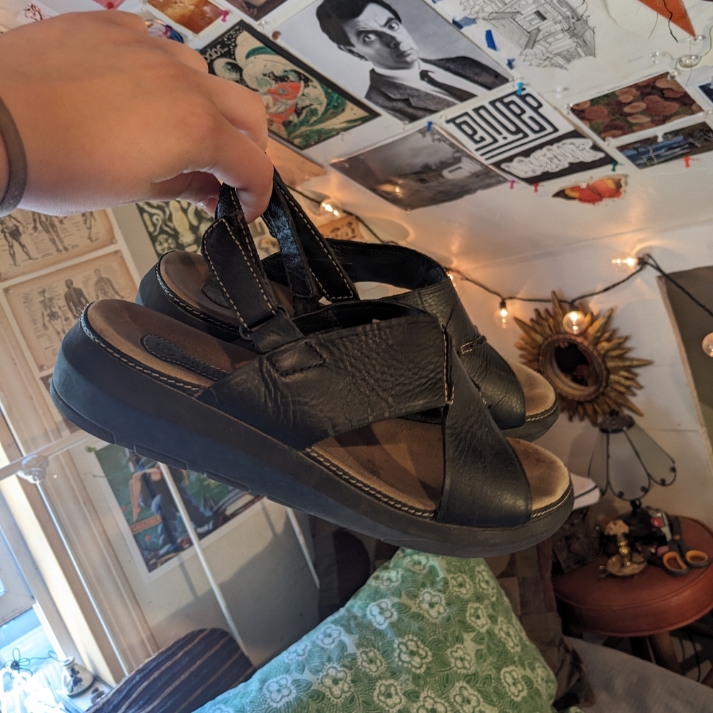 Vintage chunky leather Rockport sandals